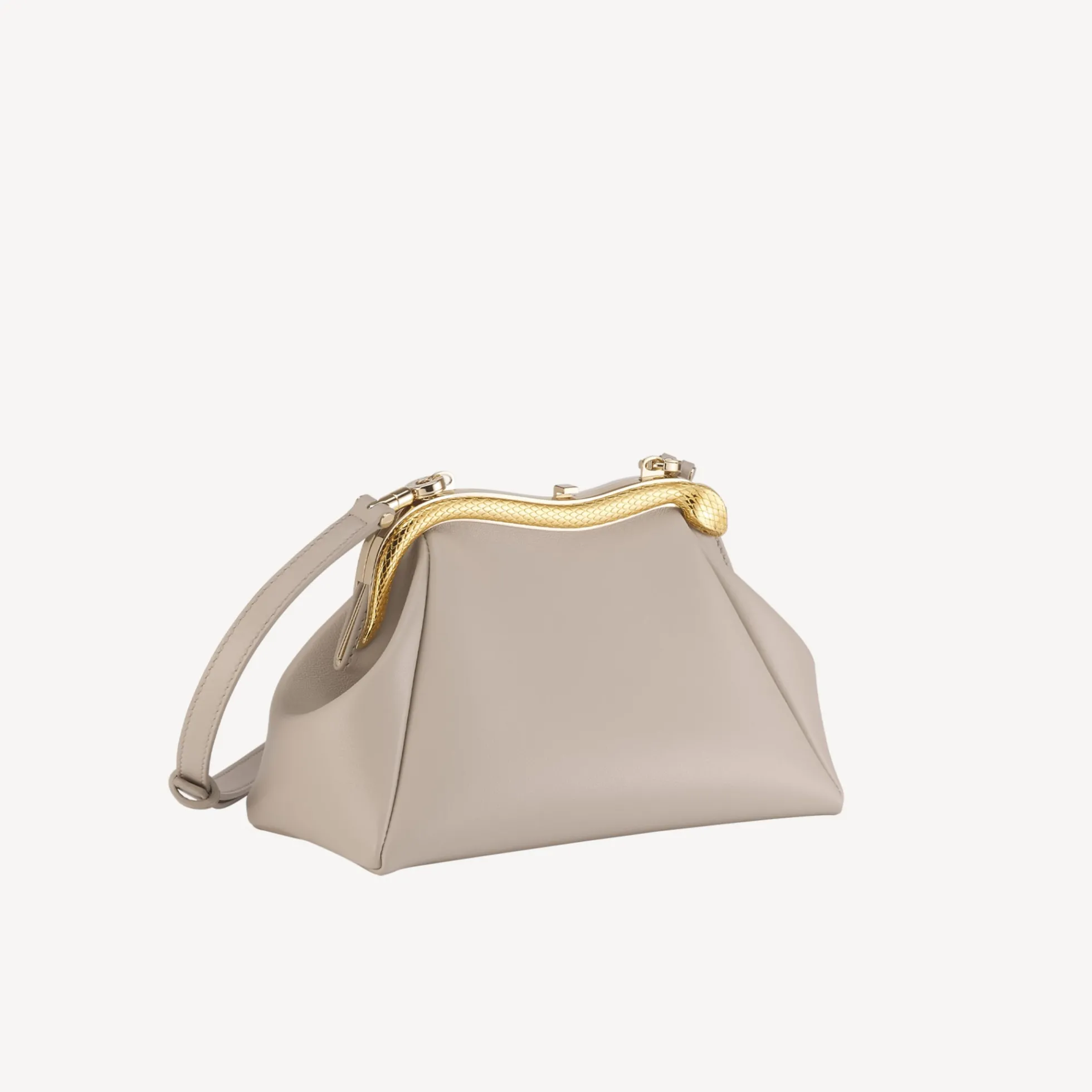 Serpentine Pouch